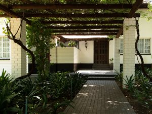 4 Bedroom Property for Sale in Wilkoppies North West